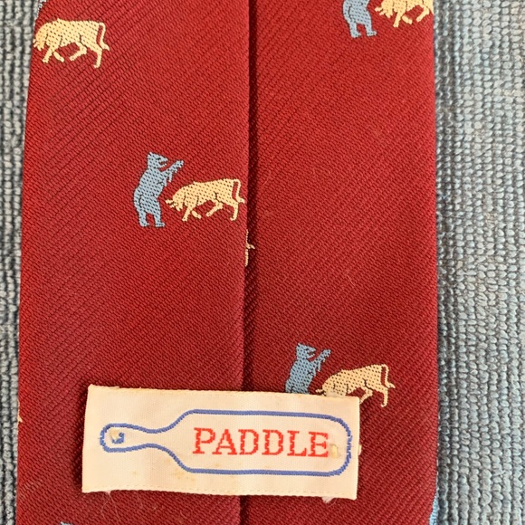 Red Tie With Animals! - Picture 5 of 5